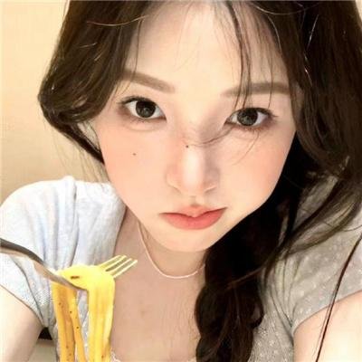 女学生和亨利先生